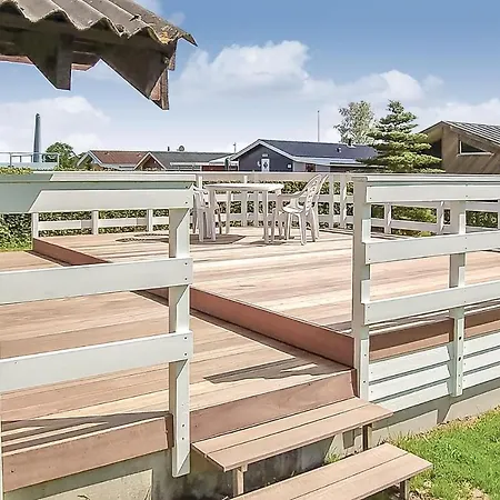 3 Bedroom Amazing In Bjert *
